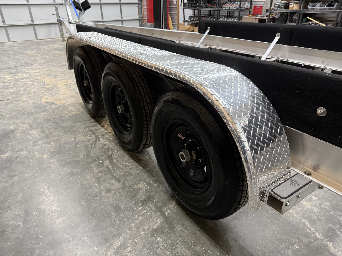 New 2026 WaterMade Boat Trailers WM30-32 15KS Boat Trailer
