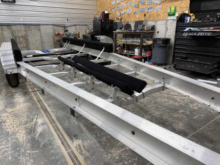 New 2026 WaterMade Boat Trailers WM30-32 15KS Boat Trailer