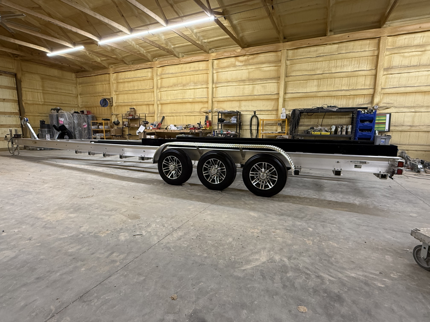 New 2026 WaterMade Boat Trailers WM40-42 24K Torsion Power Boat