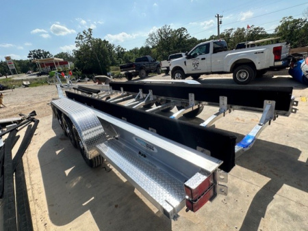 New 2026 WaterMade Boat Trailers WM40-42 24K Torsion Power Boat