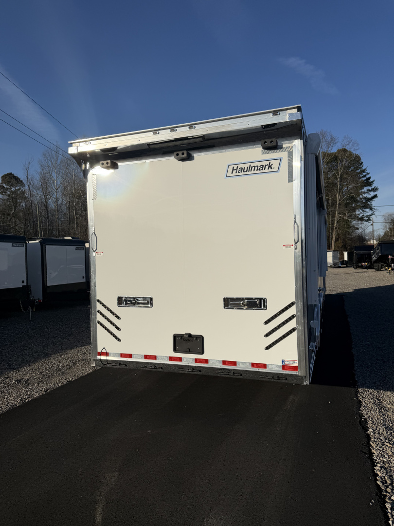 New 2026 Haulmark 44 Gooseneck Bathroom, Black PolyCor, 21K GVWR, Air Prep, Awning, A/C, Landing Light PKG, Hyd. Tongue Jack