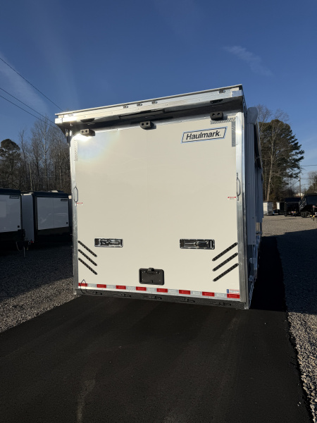 New 2026 Haulmark 44 Gooseneck Bathroom, Black PolyCor, 21K GVWR, Air Prep, Awning, A/C, Landing Light PKG, Hyd. Tongue Jack