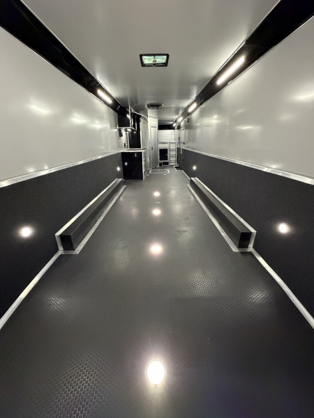 New 2026 Haulmark 44 Gooseneck Bathroom, Black PolyCor, 21K GVWR, Air Prep, Awning, A/C, Landing Light PKG, Hyd. Tongue Jack