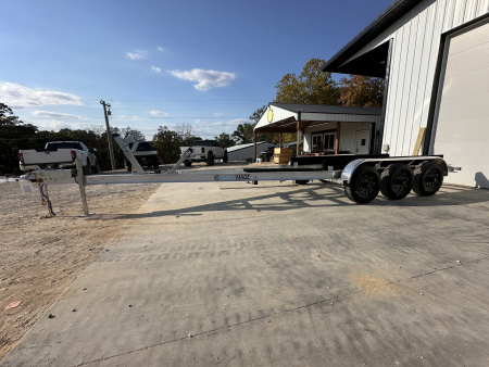 New 2026 WaterMade Boat Trailers WM30-15K + Torsion Power Boat