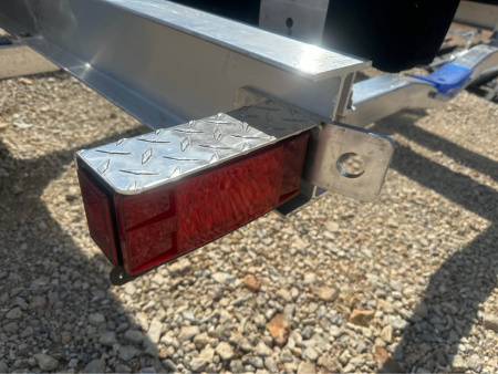 New 2026 WaterMade Boat Trailers WM27-29 10.5 + Torsion Power Boat