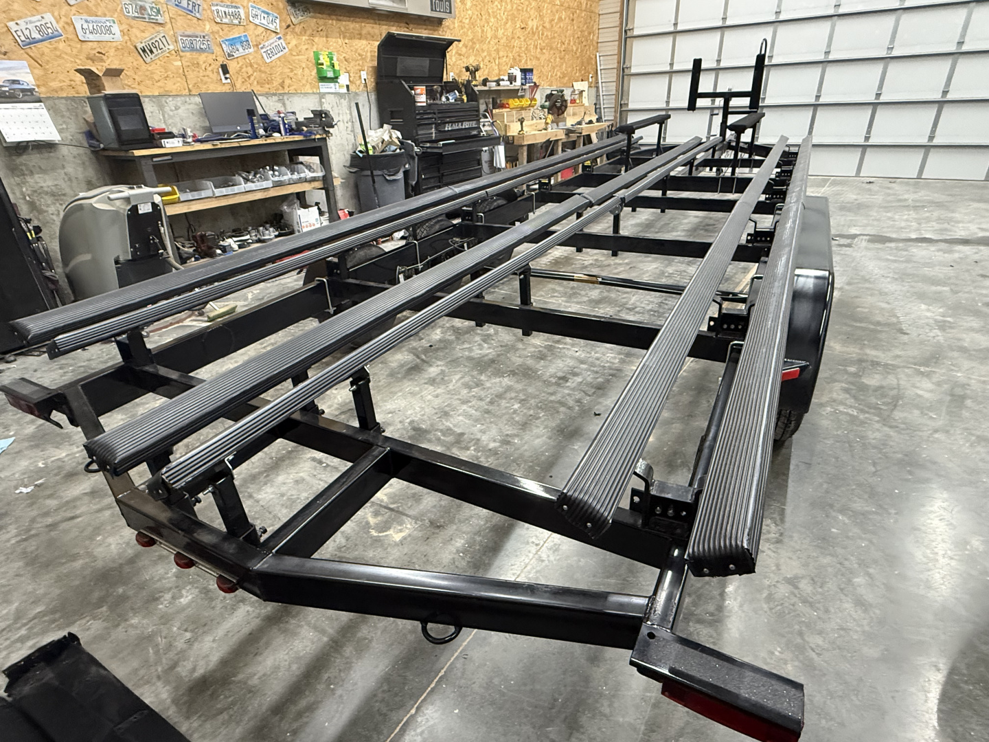 New 2026 Haul-Rite Trailers FS28TRI-10.5 Tritoon Pontoon Boat
