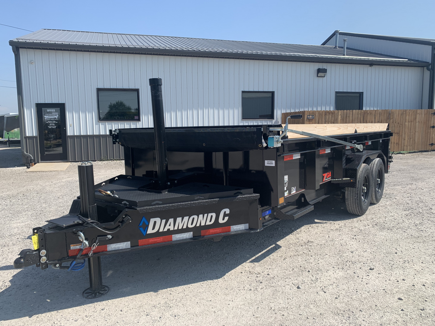 New 2026 Diamond C Trailers LPT207L16X82 (82" X 16') 14.9K Telescopic (Pacesetter Pkg) Dump Trailer