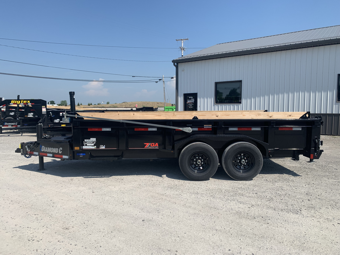 New 2026 Diamond C Trailers LPT207L16X82 (82" X 16') 14.9K Telescopic (Pacesetter Pkg) Dump Trailer