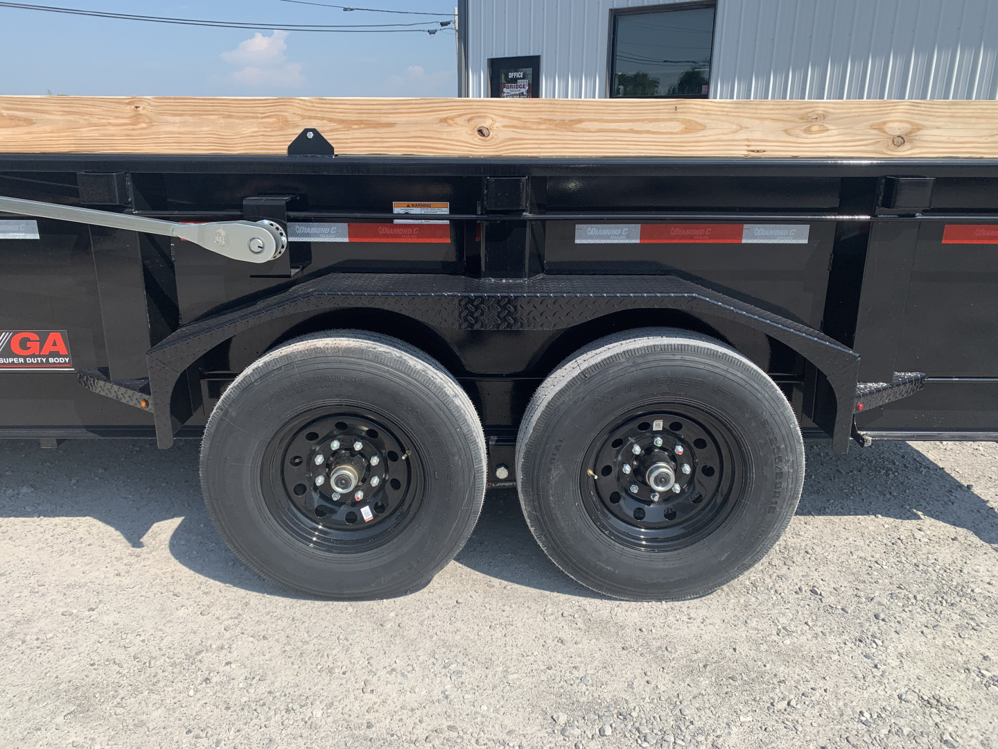 New 2026 Diamond C Trailers LPT207L16X82 (82" X 16') 14.9K Telescopic (Pacesetter Pkg) Dump Trailer