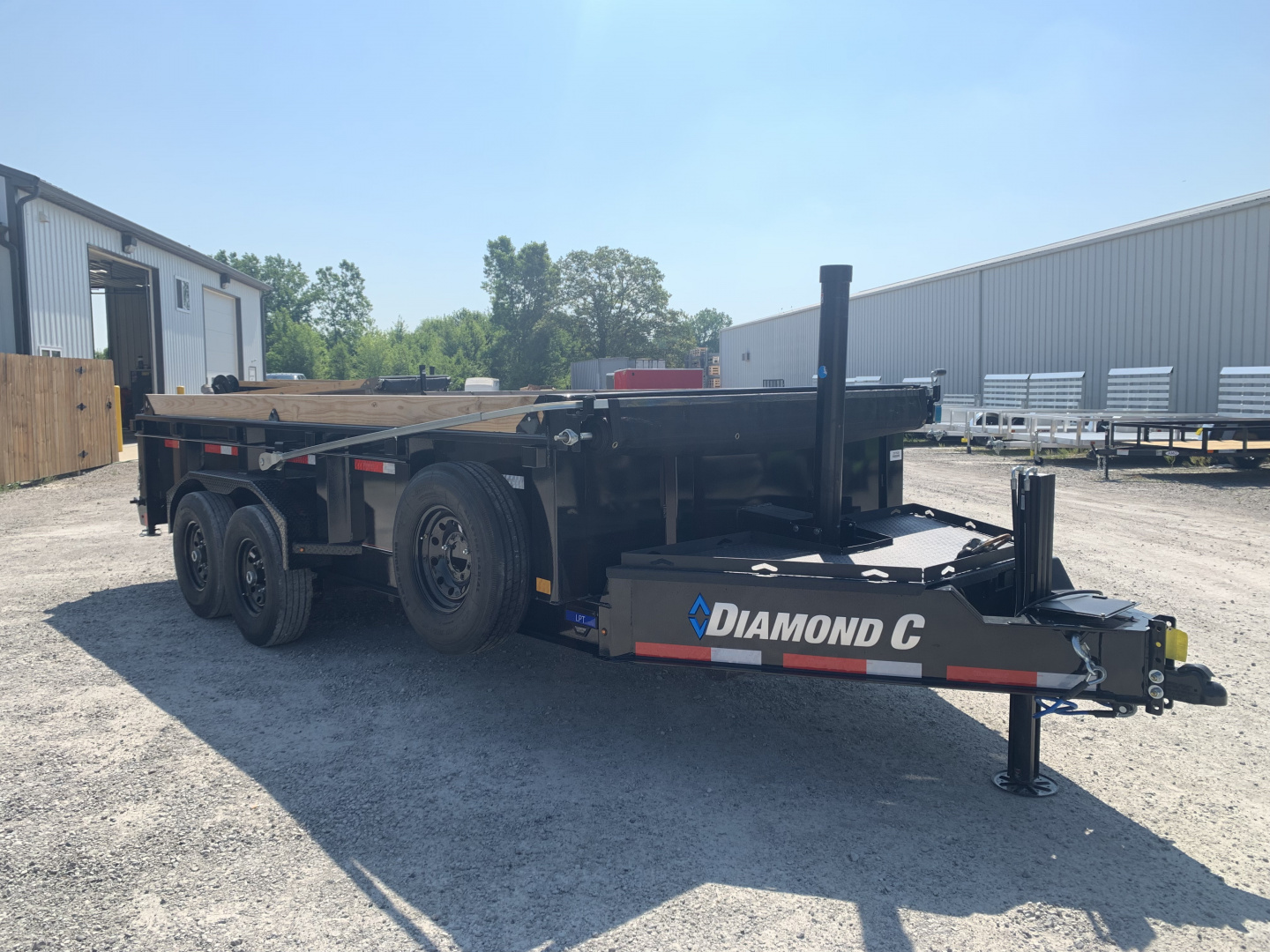 New 2026 Diamond C Trailers LPT207L16X82 (82" X 16') 14.9K Telescopic (Pacesetter Pkg) Dump Trailer