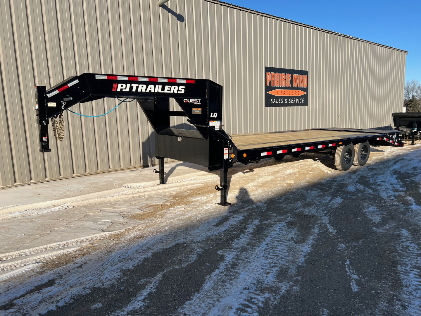 New 2026 PJ Trailers 25' Quest LQ Gooseneck Flatbed Trailer