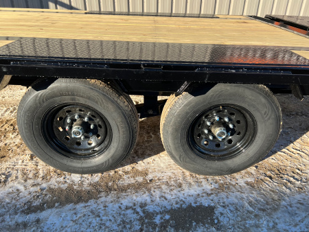 New 2026 PJ Trailers 25' Quest LQ Gooseneck Flatbed Trailer