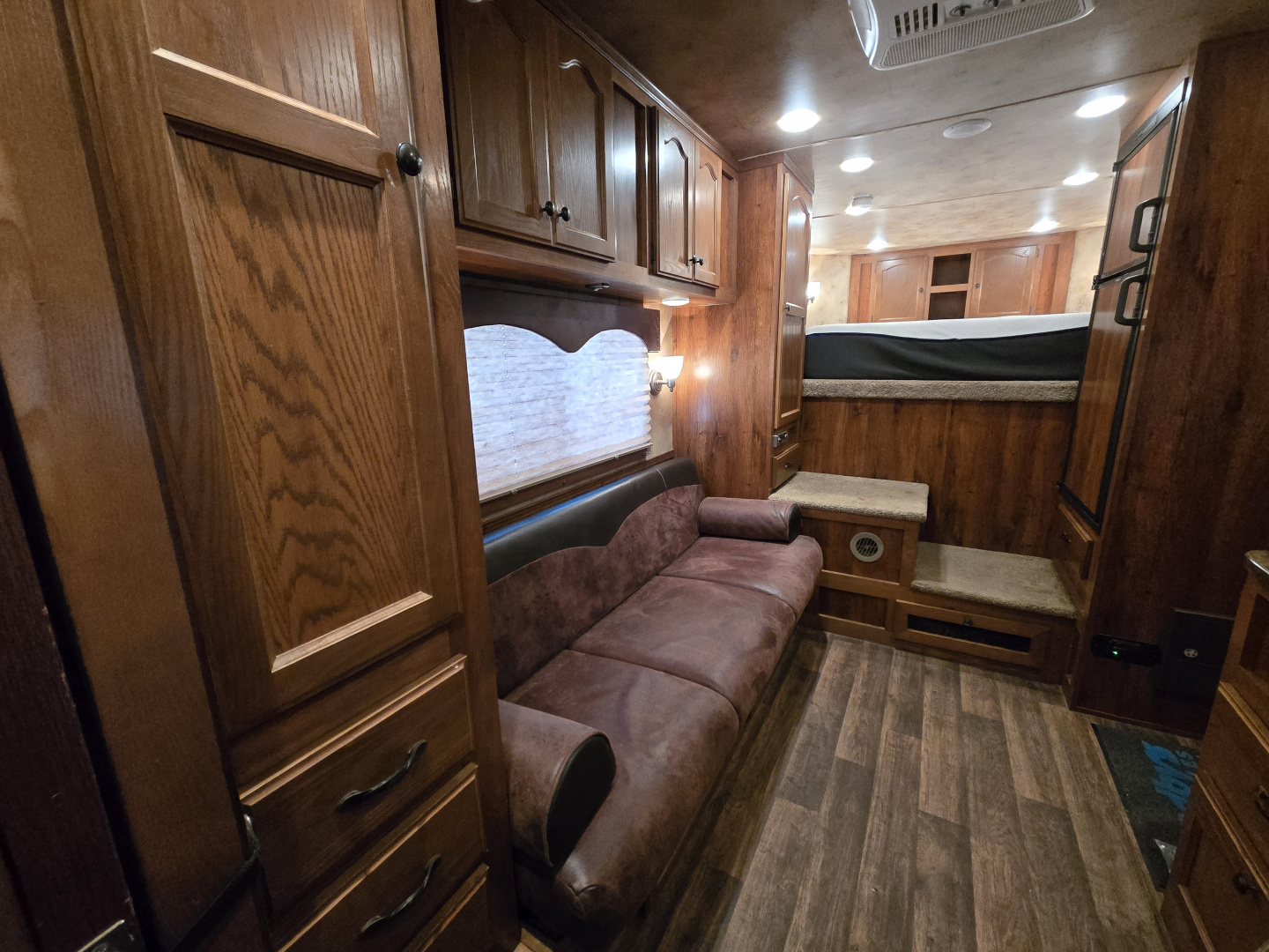 Used 2014 Lakota 4H Charger Trailer