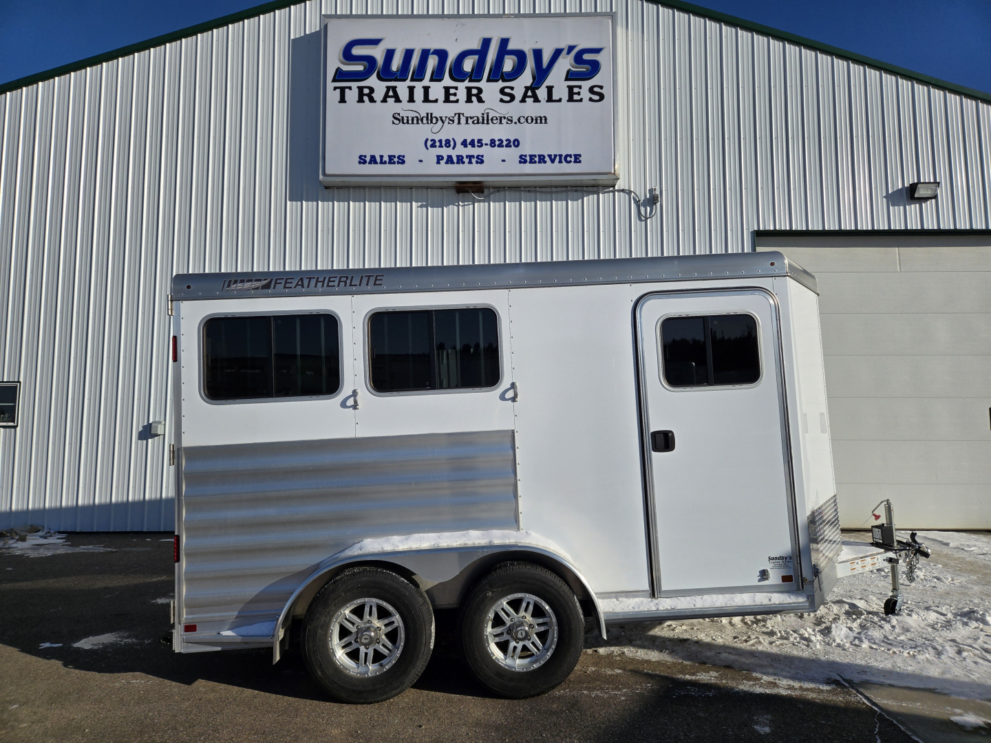 Used 2023 Featherlite 2 Horse Trailer