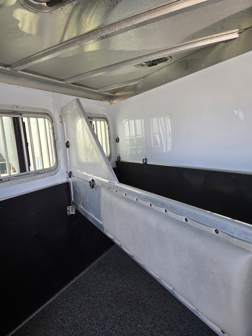 Used 2023 Featherlite 2 Horse Trailer