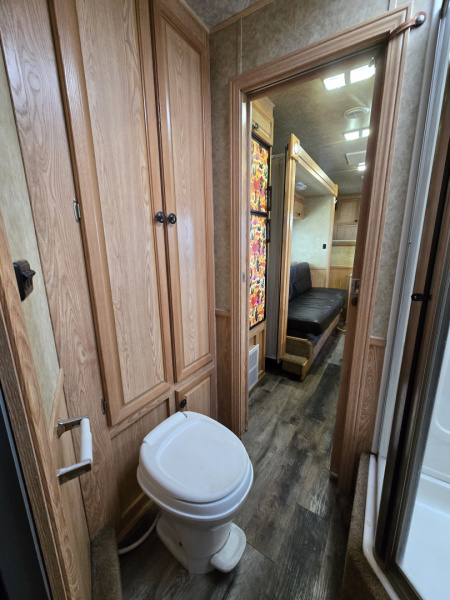 Used 2008 Exiss 4H Horse Trailer