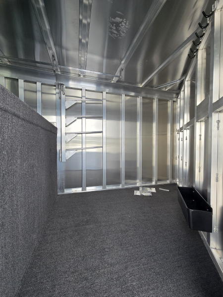 New 2025 Featherlite 3H 7350-STD Trailer