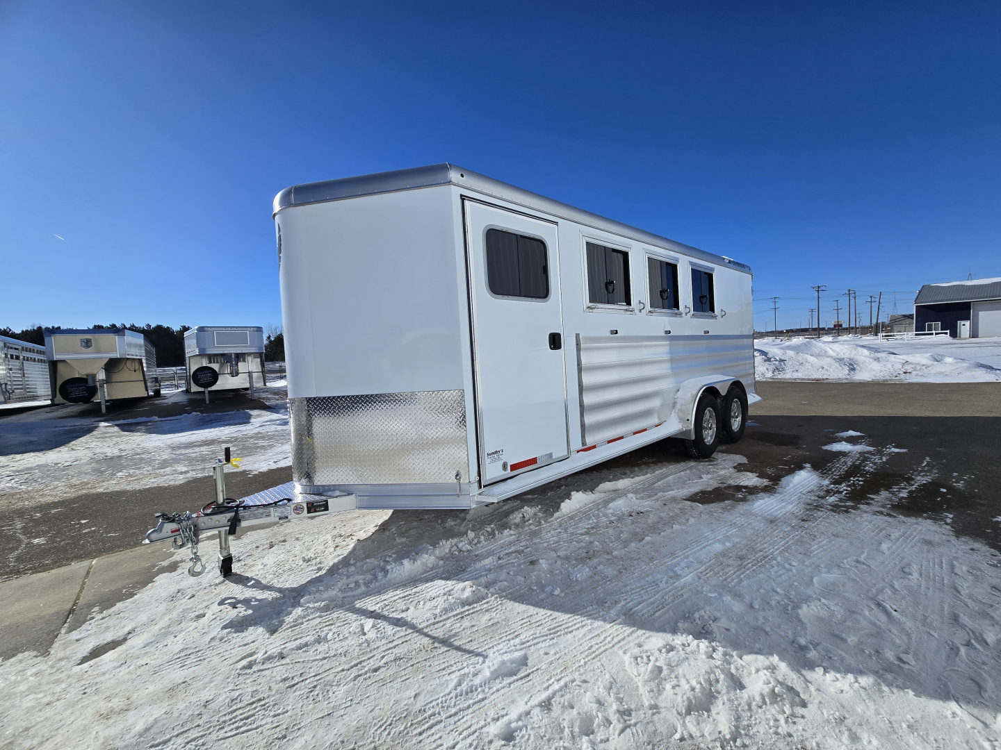 New 2026 Featherlite 7348-STD 3 Horse Trailer