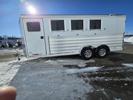 New 2026 Featherlite 7348-STD 3 Horse Trailer