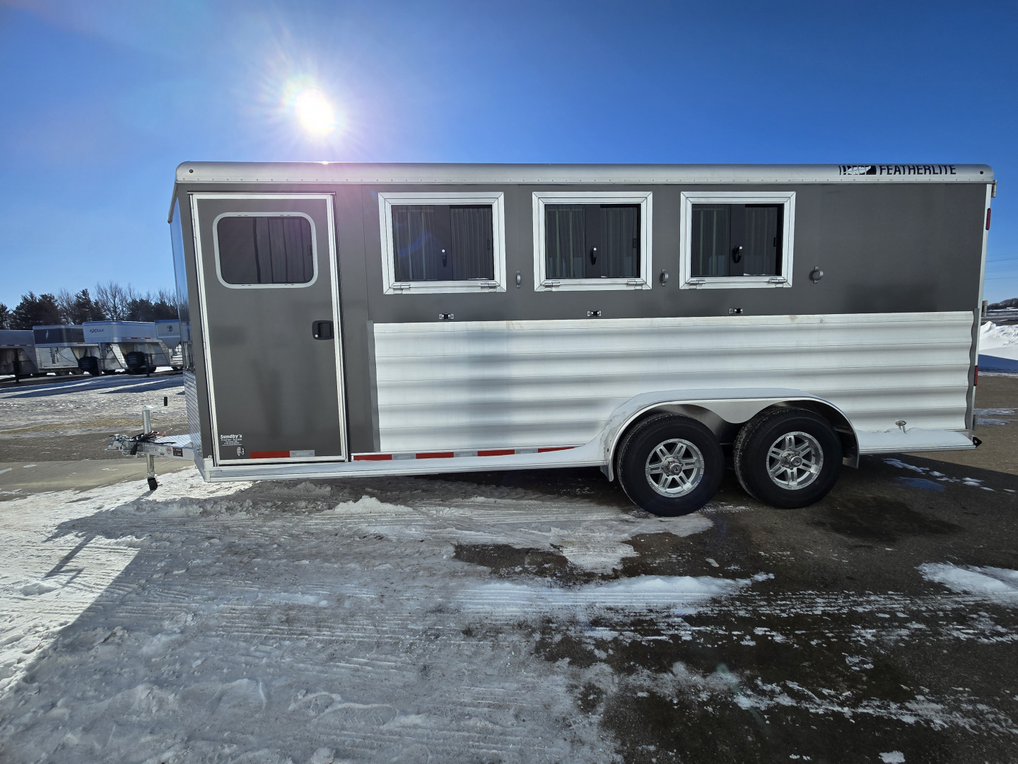 New 2026 Featherlite 7348-STD 3 Horse Trailer