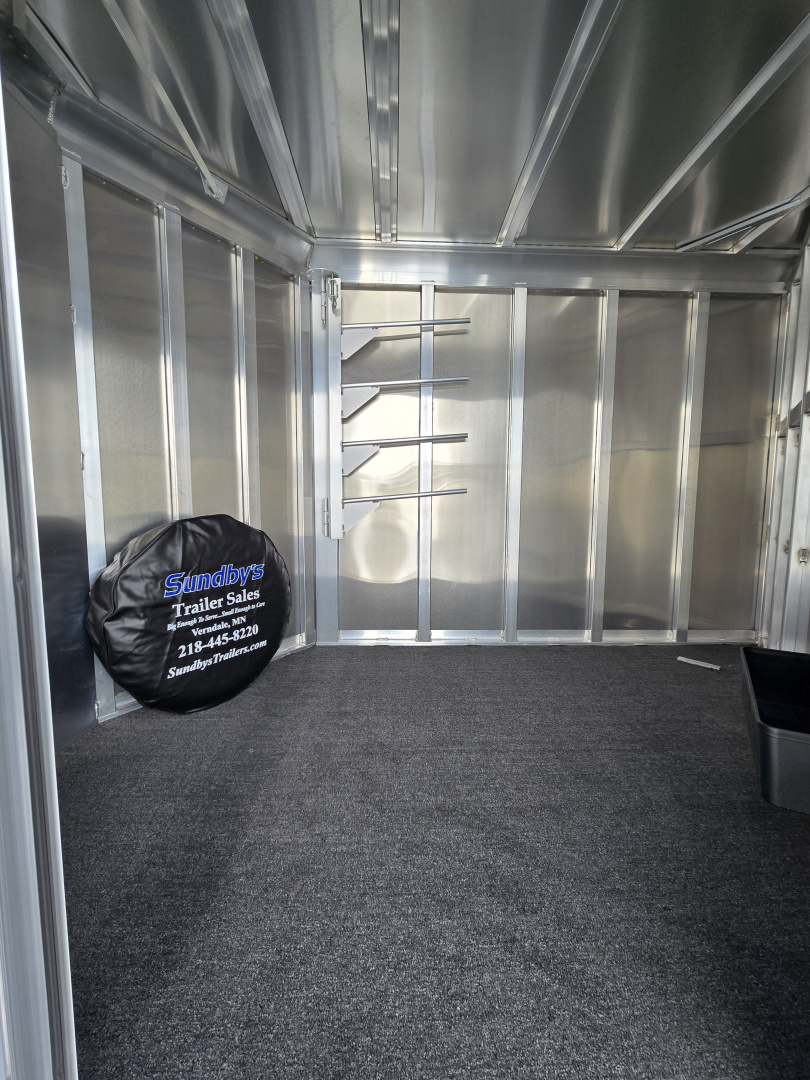 New 2026 Featherlite 7348-STD 3 Horse Trailer