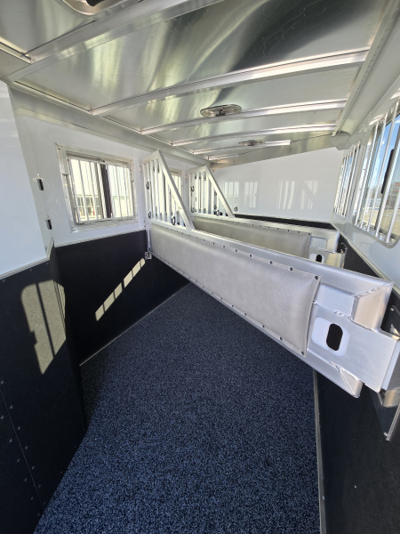 New 2026 Featherlite 7348-STD 3 Horse Trailer