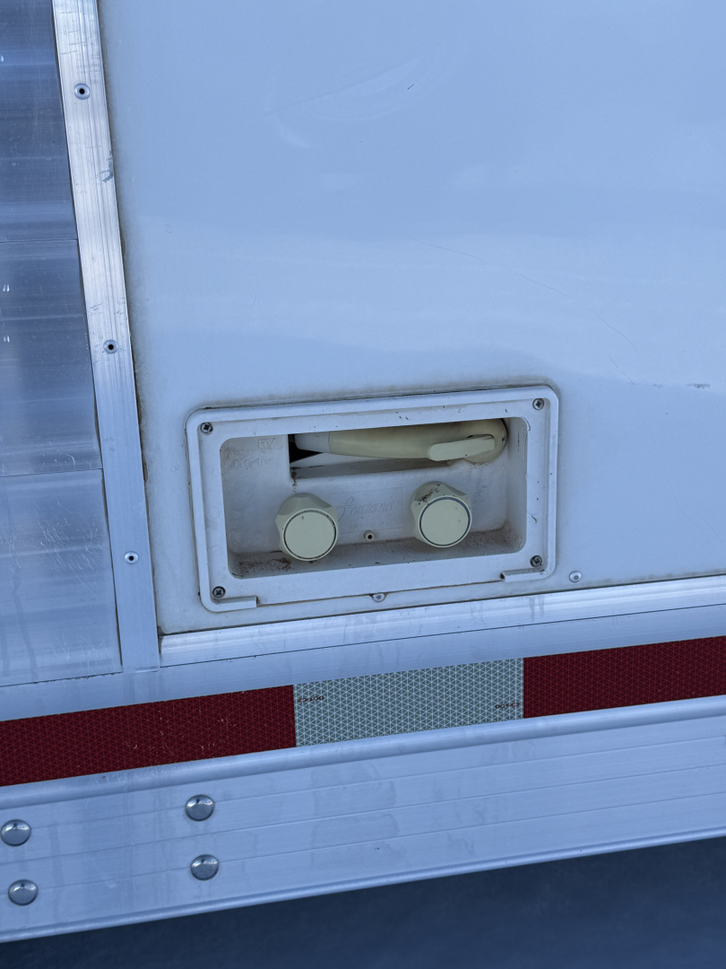 Used 2017 Sierra Trailers LARAMIE 310 Horse Trailer