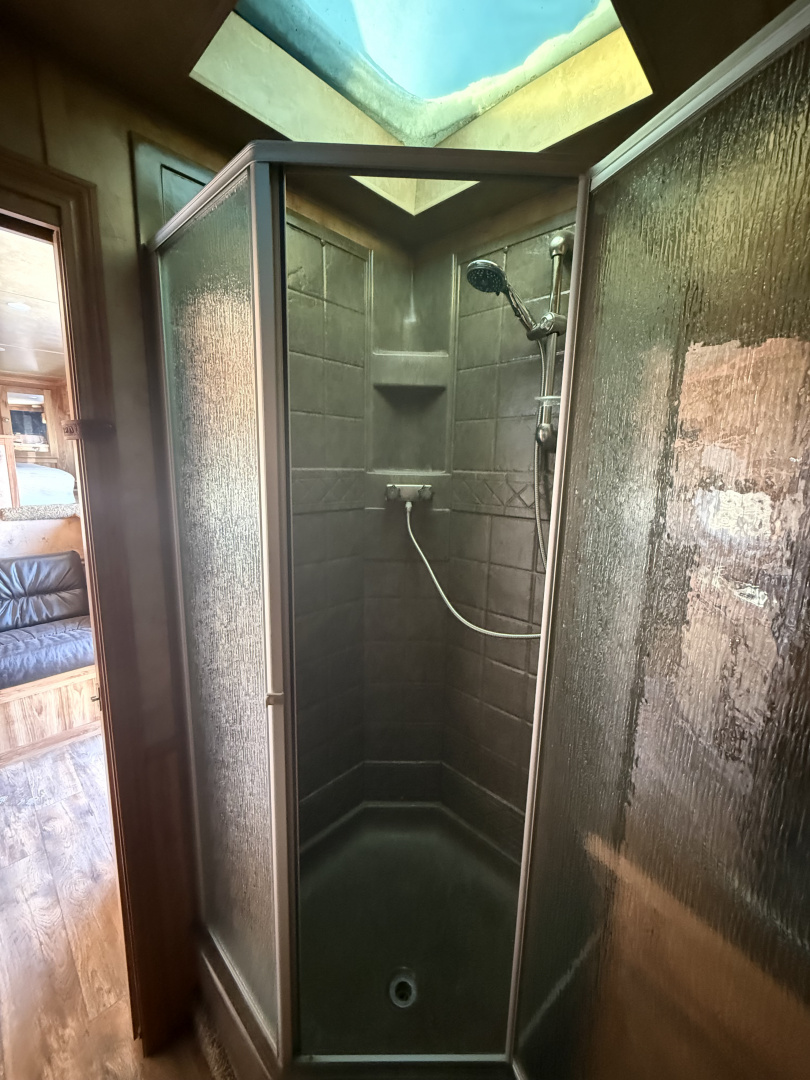 Used 2017 Sierra Trailers LARAMIE 310 Horse Trailer