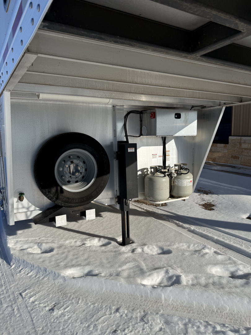 Used 2017 Sierra Trailers LARAMIE 310 Horse Trailer