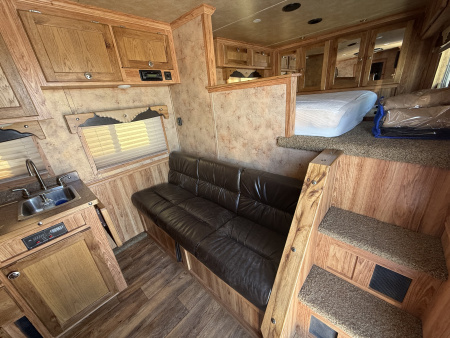 Used 2017 Sierra Trailers LARAMIE 310 Horse Trailer