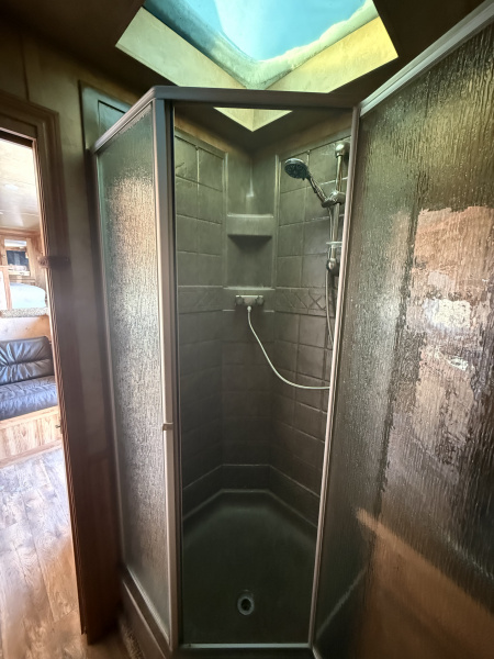 Used 2017 Sierra Trailers LARAMIE 310 Horse Trailer