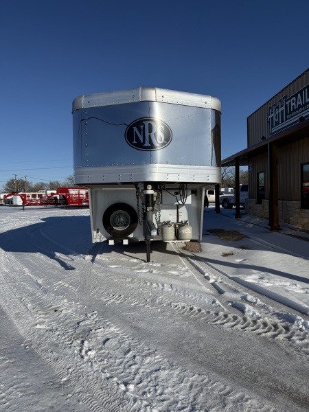 Used 2017 Sierra Trailers LARAMIE 310 Horse Trailer