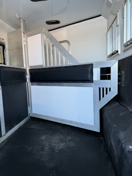 Used 2017 Sierra Trailers LARAMIE 310 Horse Trailer