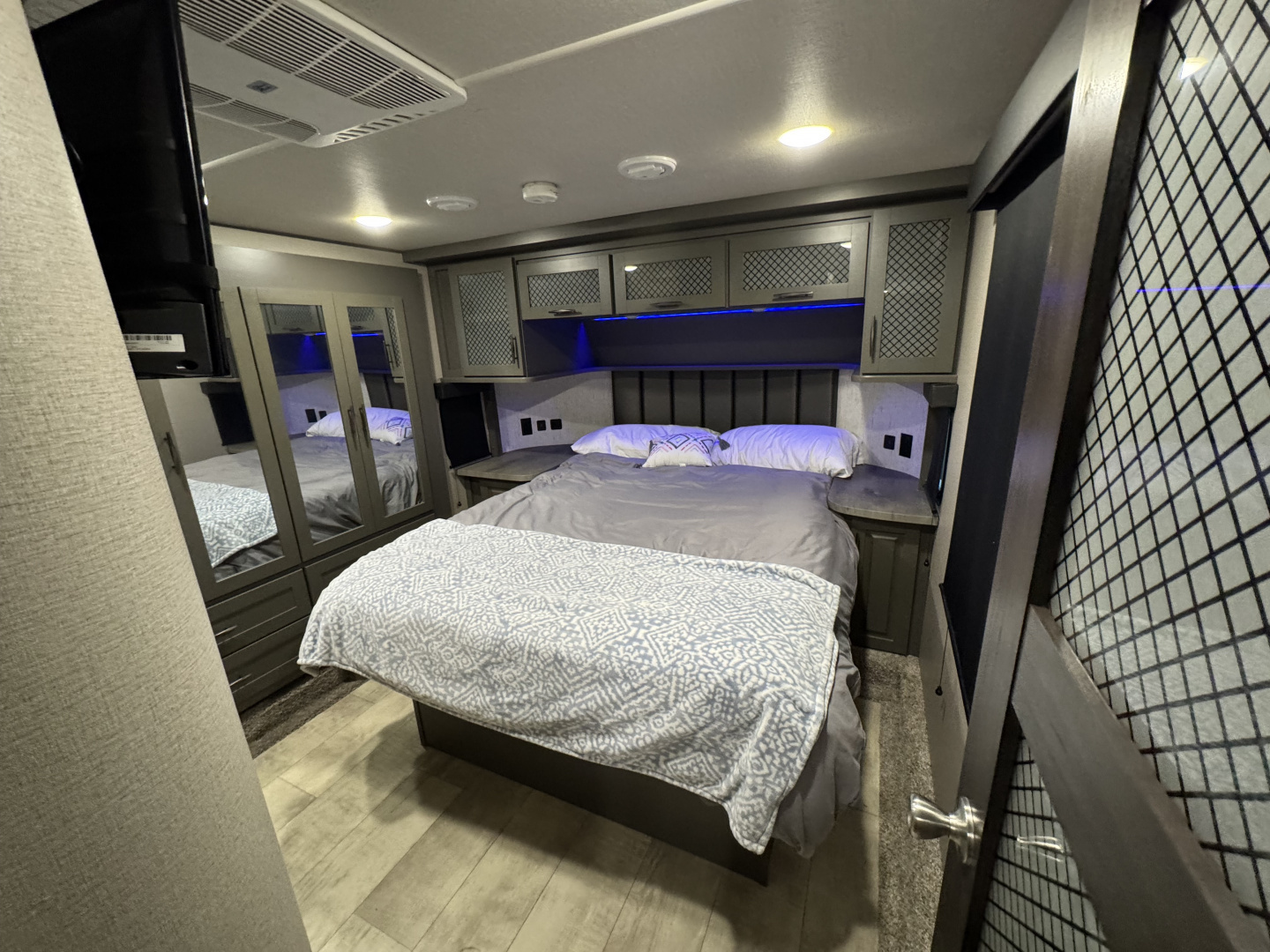 Used 2021 Grand Design Momentum Toy Hauler RV 381MR