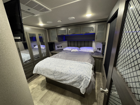 Used 2021 Grand Design Momentum Toy Hauler RV 381MR